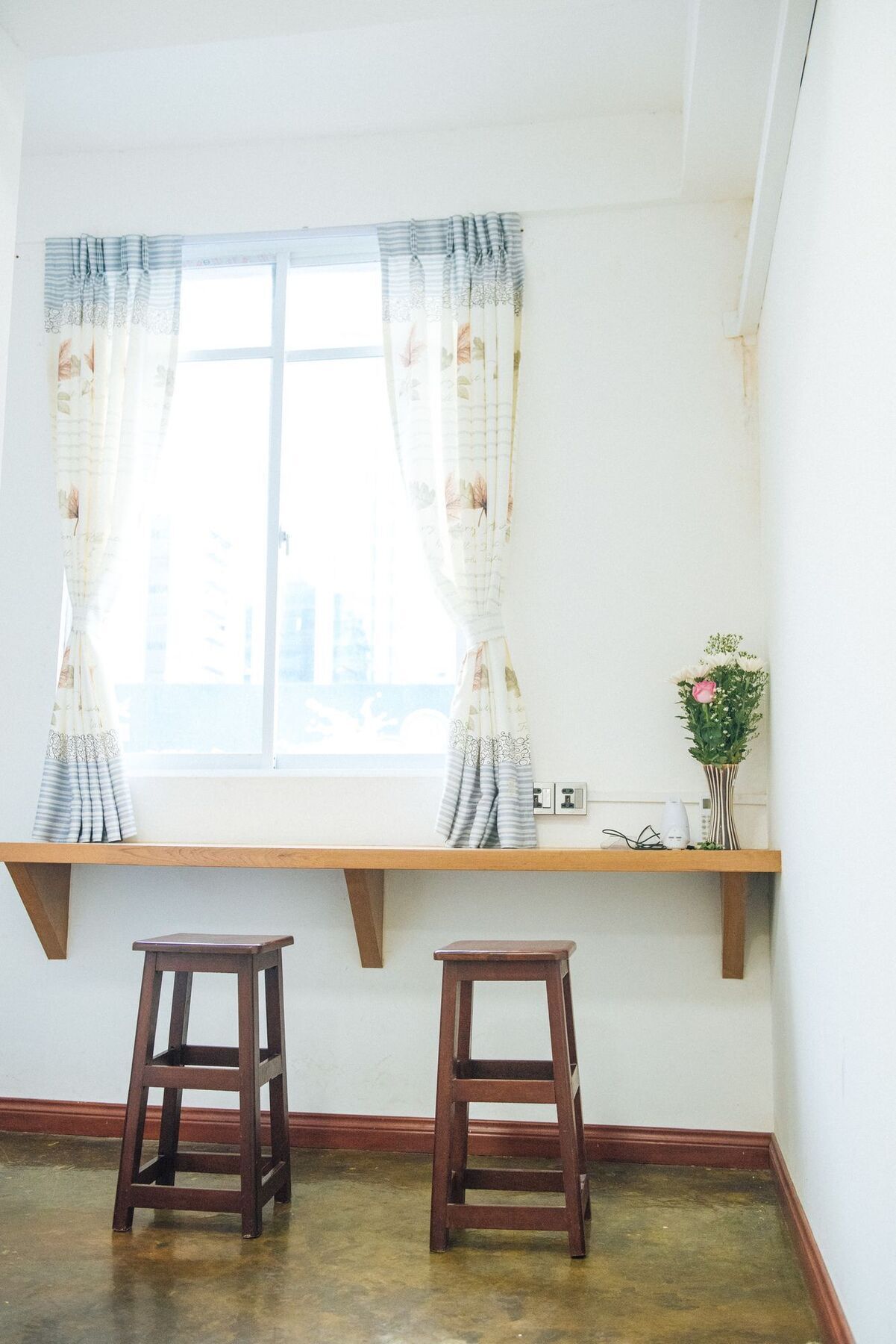 Dengba Hostel Yangon Bagian luar foto